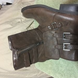 Ladies Vegan Boots Size 6.5M